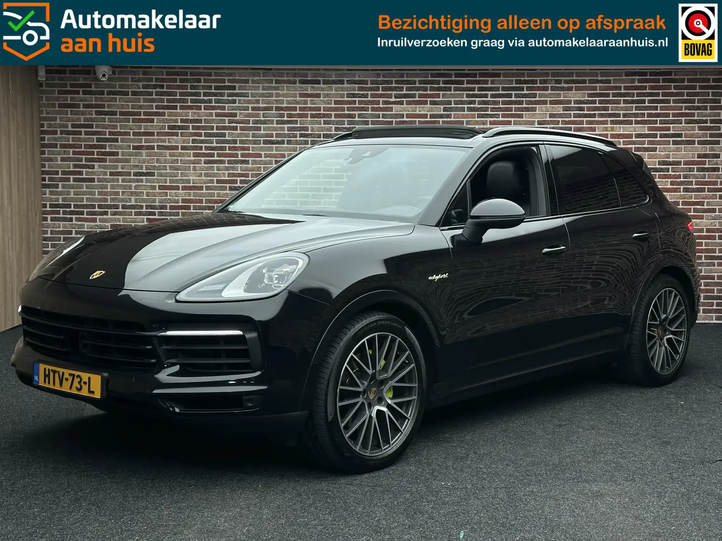 Porsche Cayenne 3.0 E-Hybrid Pano Trekhaak Porsche Aproved Garanti Zwart - 1