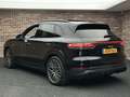 Porsche Cayenne 3.0 E-Hybrid Pano Trekhaak Porsche Aproved Garanti Zwart - thumbnail 21
