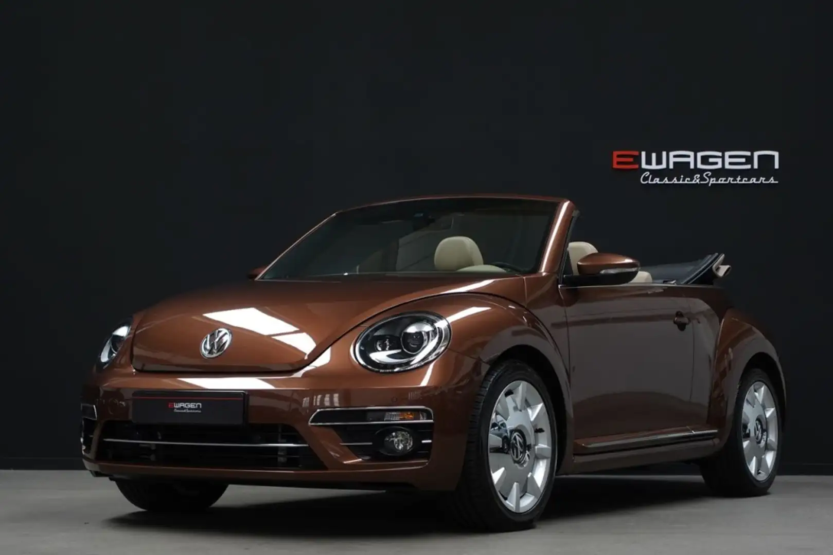 Volkswagen Beetle Cabrio 1.4 TSI Design 110kW Braun - 2