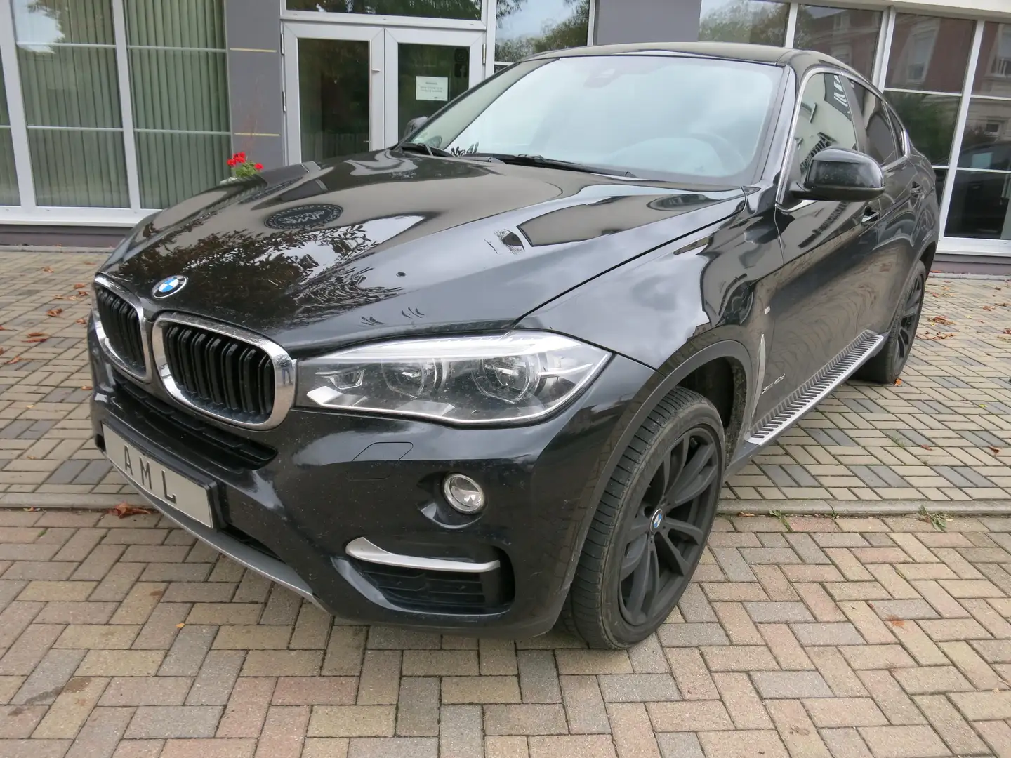 BMW X6 xDrive 40 d BMW GARANTIE bis 07/26 ACC BIXENON 21" Schwarz - 1