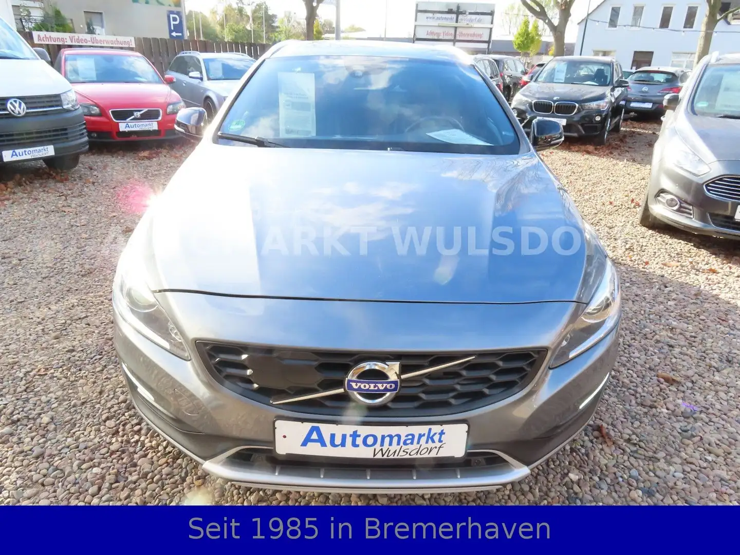 Volvo V60 Cross Country 2,0 D,AUTOMATIK,Scheckheft, Gris - 2