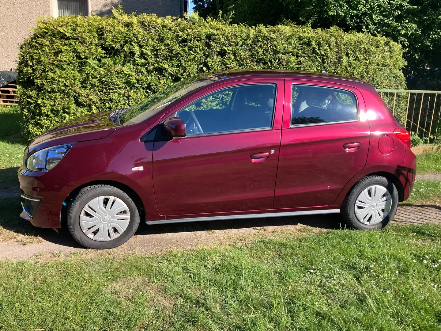Mitsubishi Space Star 1.0 Edition 100, TÜV neu, Klimaautomatik Violet - 2