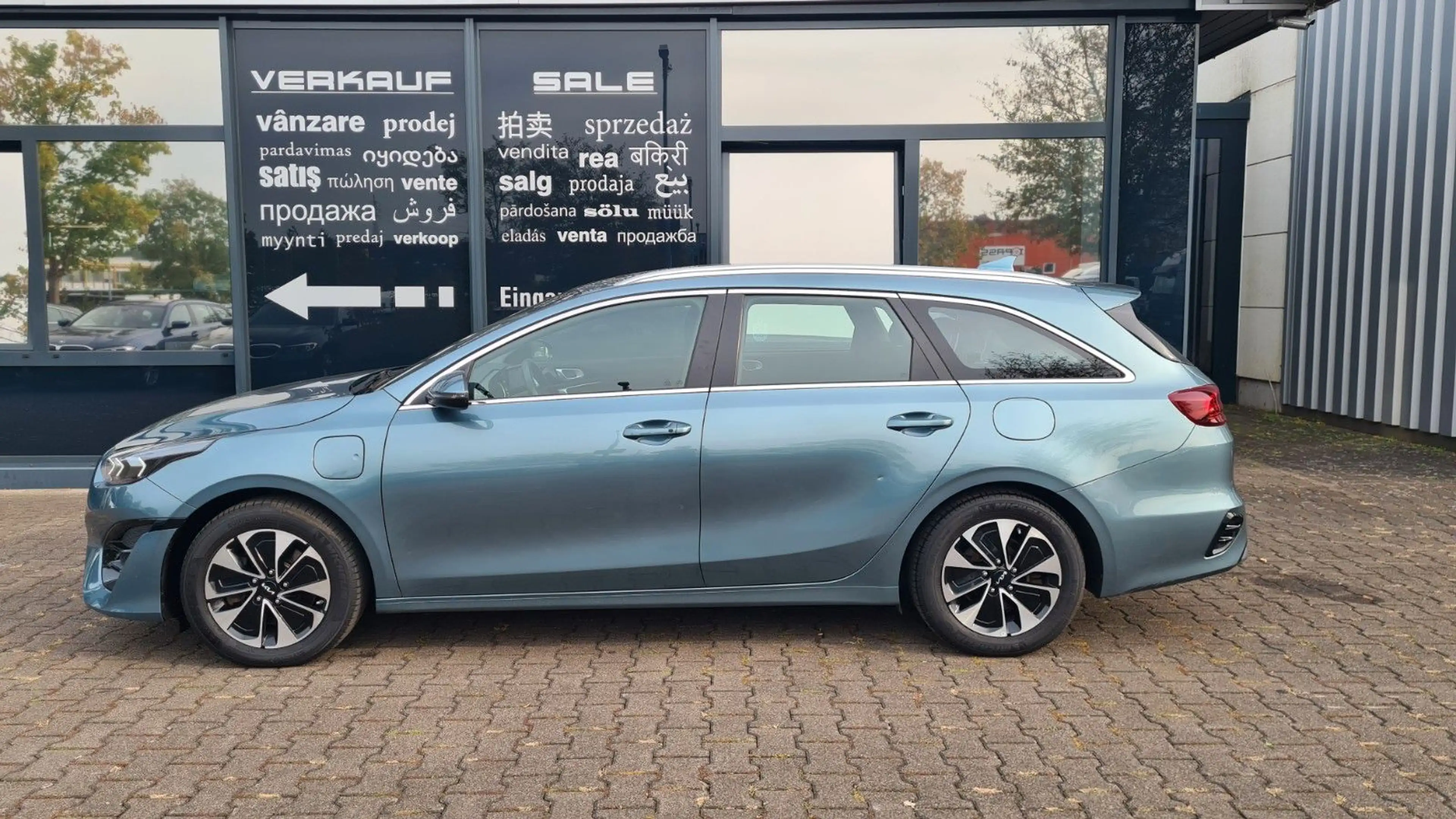 Kia Ceed SW / cee'd SW Vision - ASSISTS - CAM - — photo 10