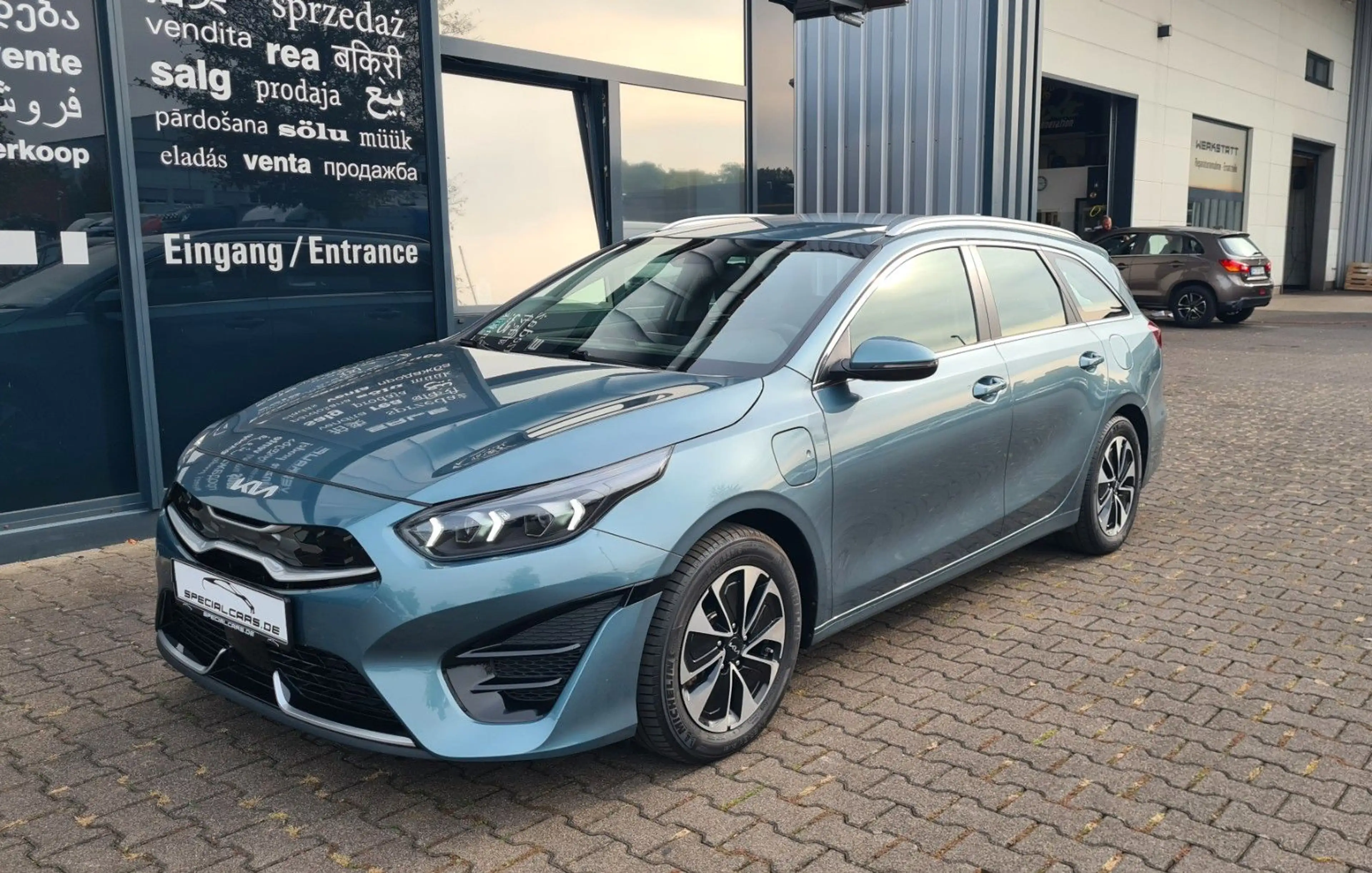 Kia Ceed SW / cee'd SW Vision - ASSISTS - CAM - — photo 9