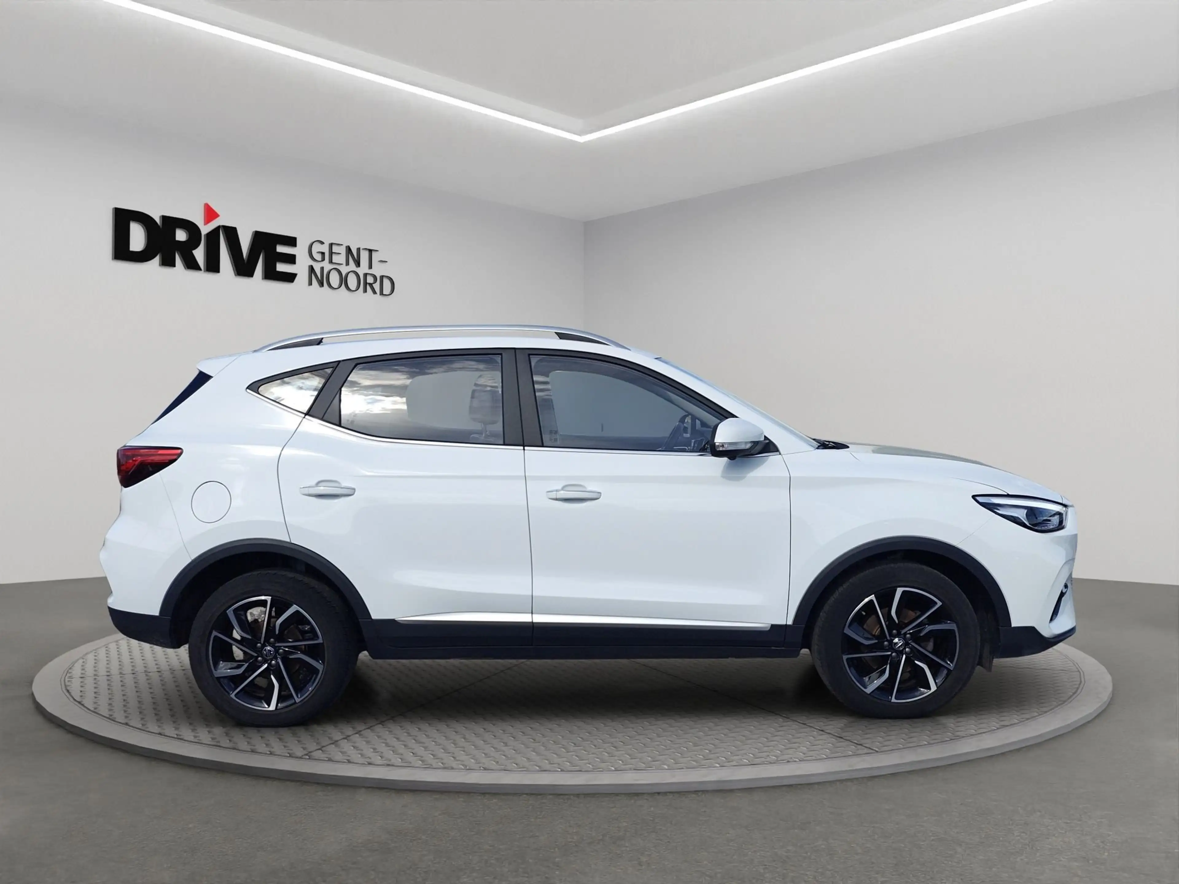 MG ZS VTi-Tech Luxury — photo 6
