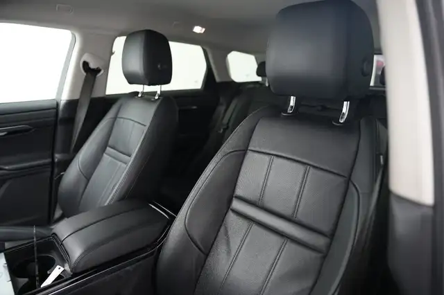 Land Rover Range Rover Evoque view 14