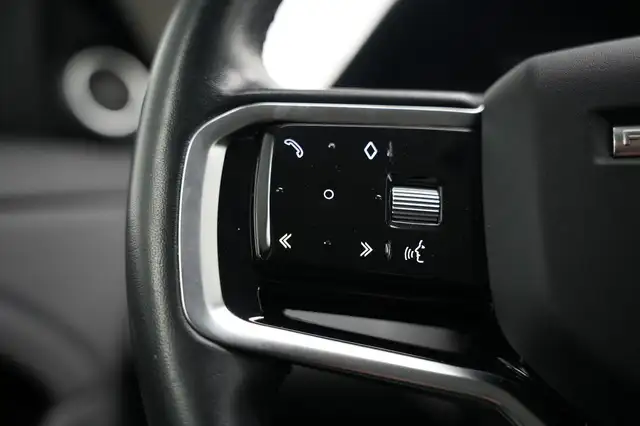 Land Rover Range Rover Evoque view 24