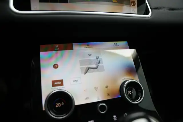 Land Rover Range Rover Evoque view 18