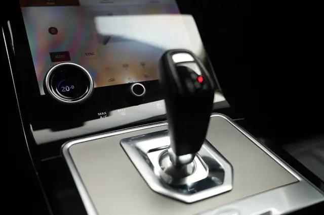 Land Rover Range Rover Evoque view 27