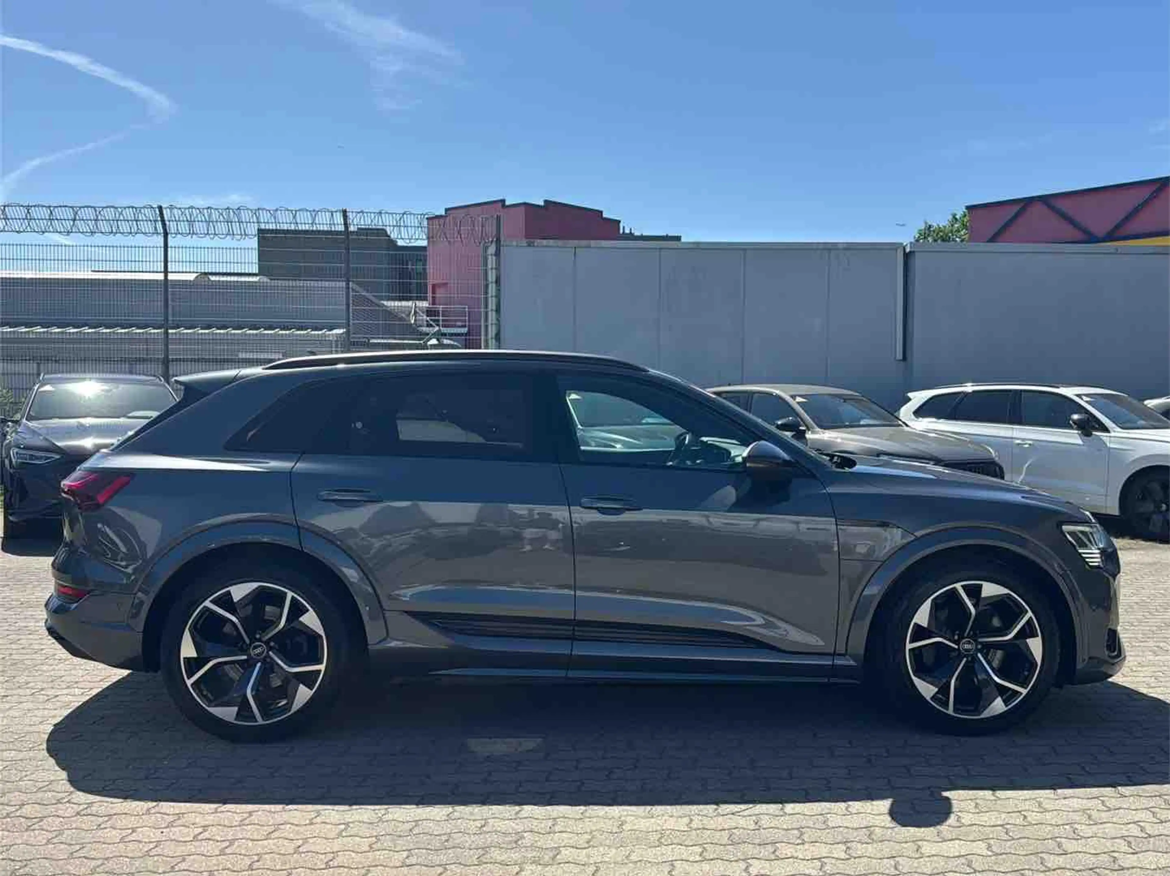 Audi e-tron S ACC PANO S-SITZE MATRIX KAMERA 4-ZONEN — photo 6