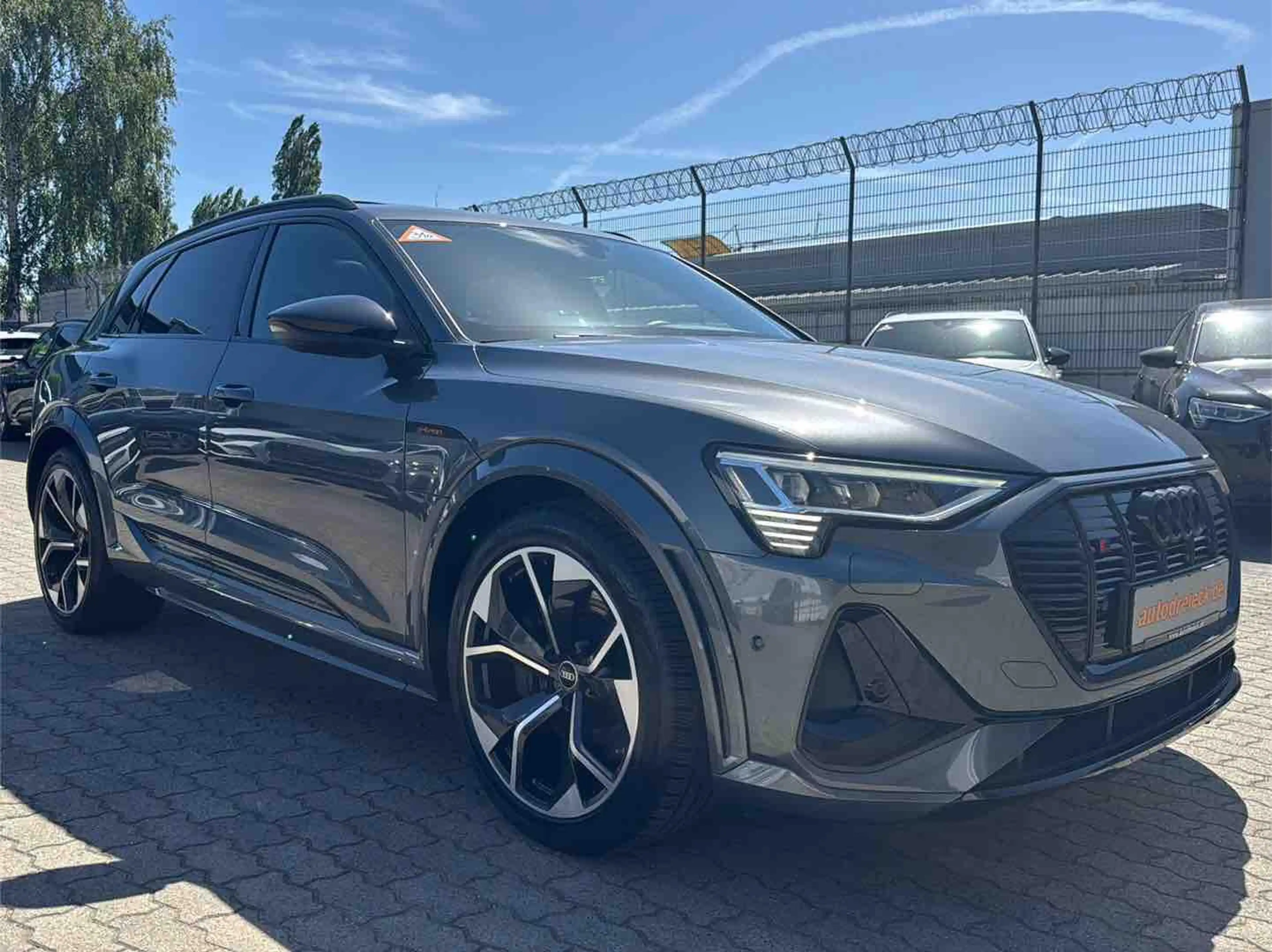 Audi e-tron S ACC PANO S-SITZE MATRIX KAMERA 4-ZONEN — photo 5
