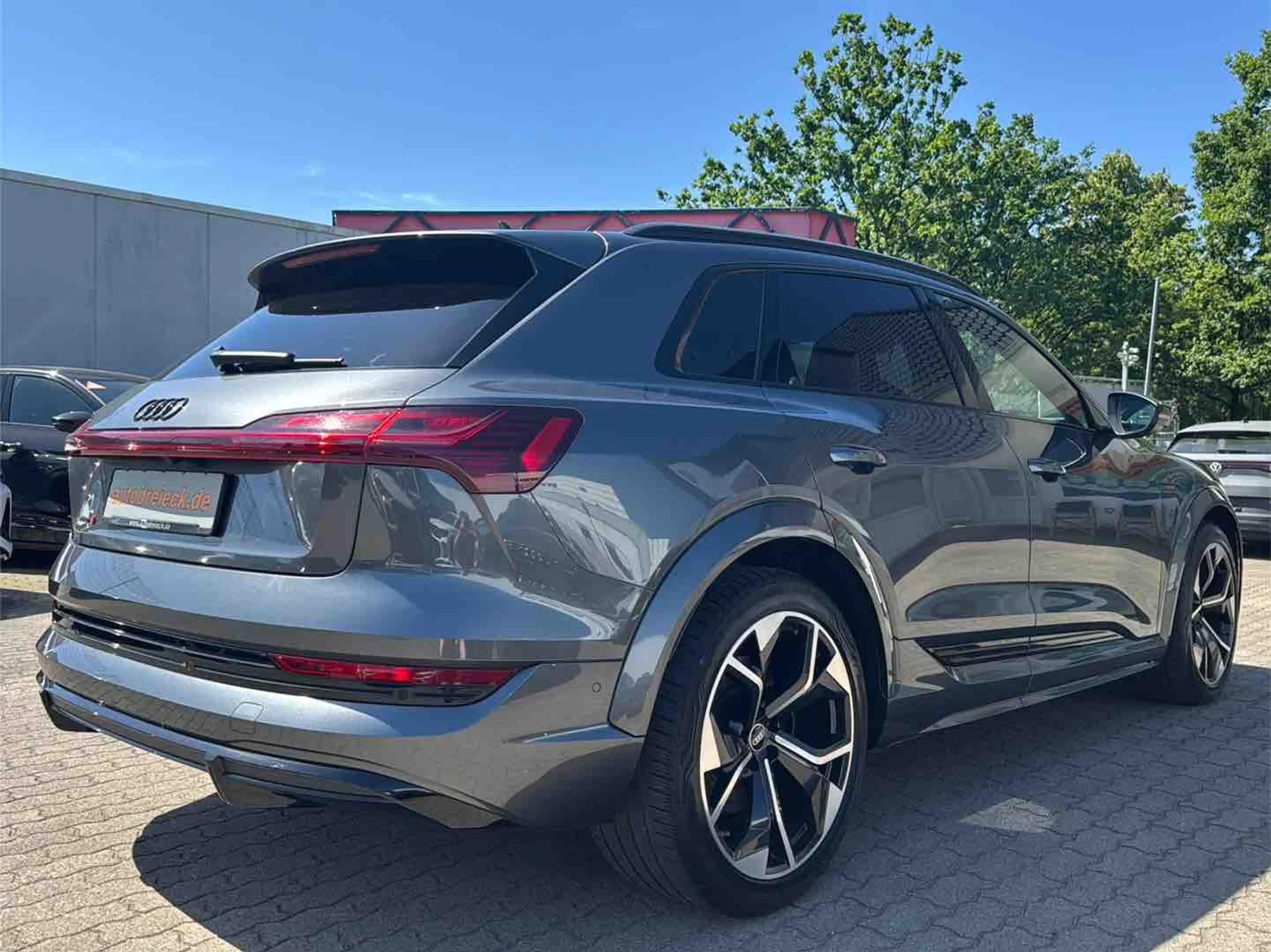Audi e-tron S ACC PANO S-SITZE MATRIX KAMERA 4-ZONEN — photo 7