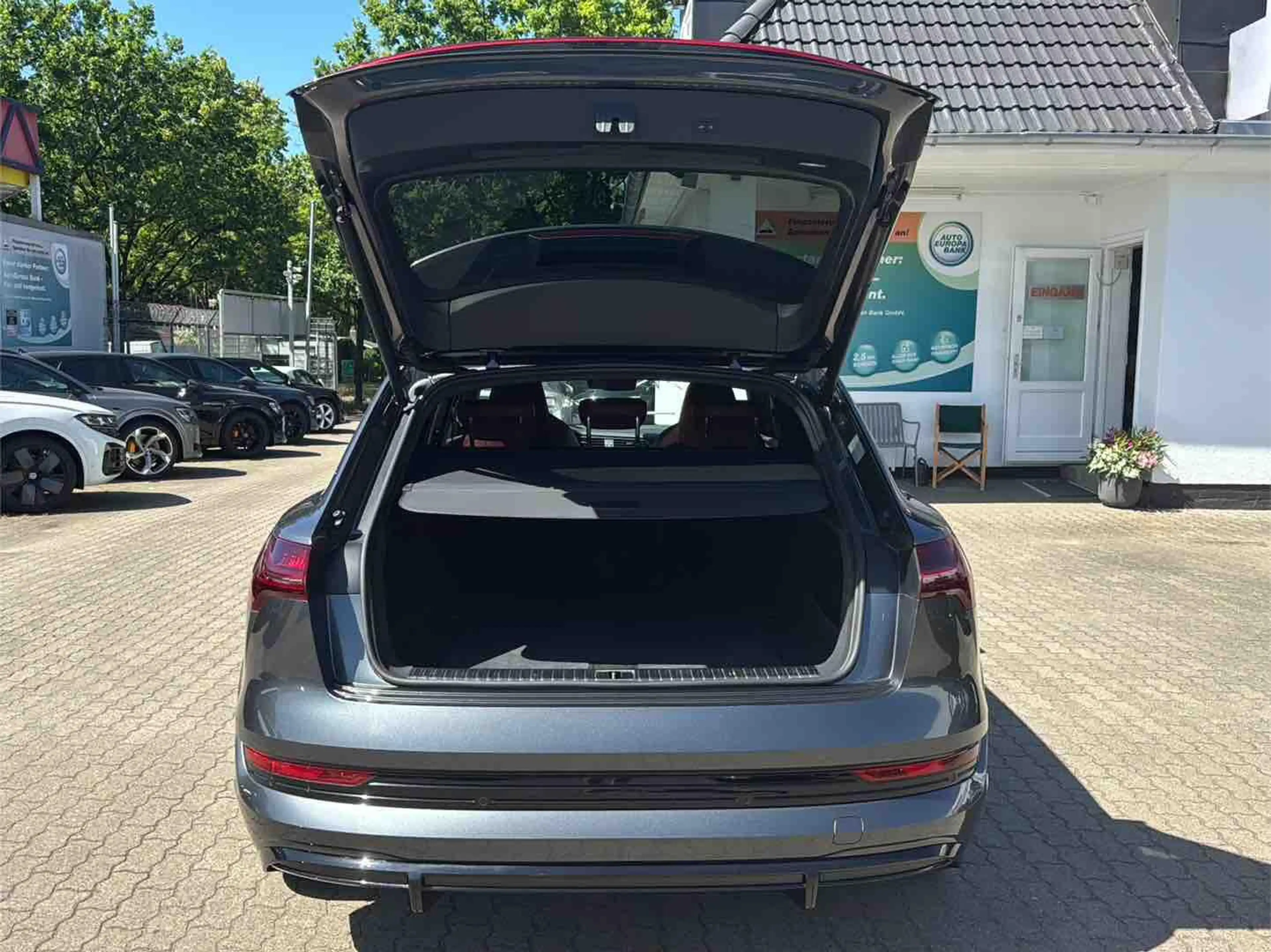Audi e-tron S ACC PANO S-SITZE MATRIX KAMERA 4-ZONEN — photo 9