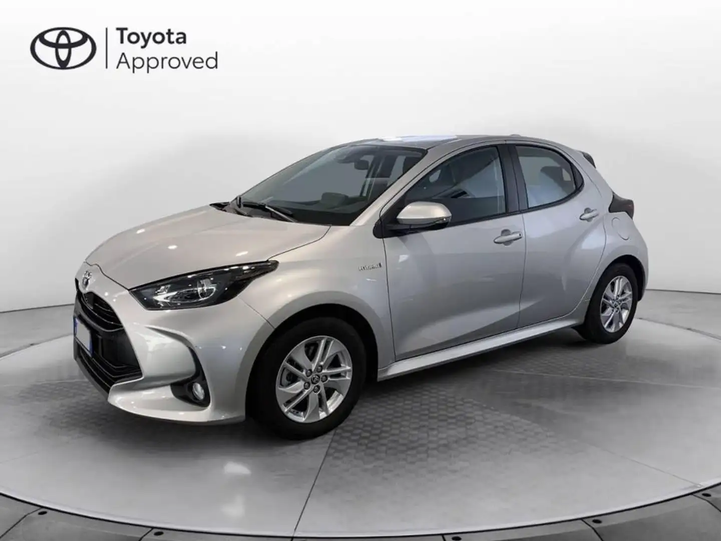Toyota Yaris 1.5 hybrid Active Argento - 1