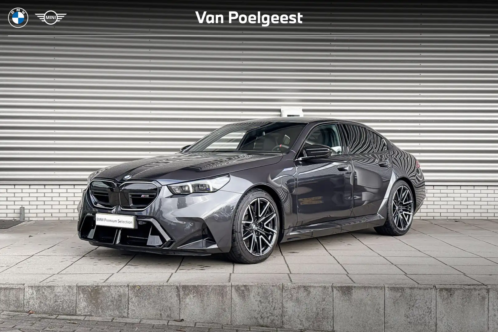 BMW M5 Sedan M Driver's Pack / Comfort Pack / Panoramadak Gris - 1