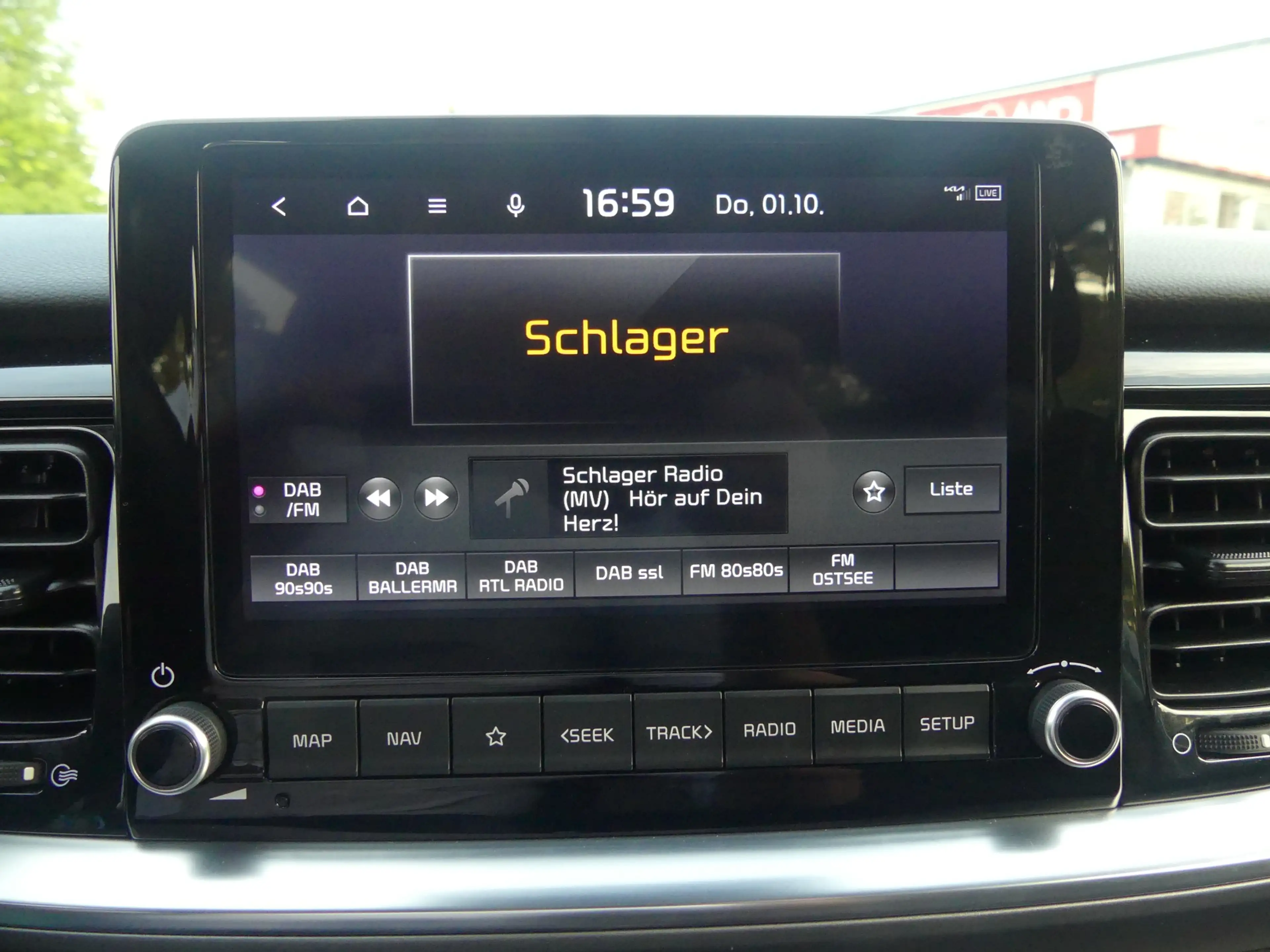 Kia Stonic 1.2 Kamera Allwetter Sitzheizung Navi Tempo — photo 13