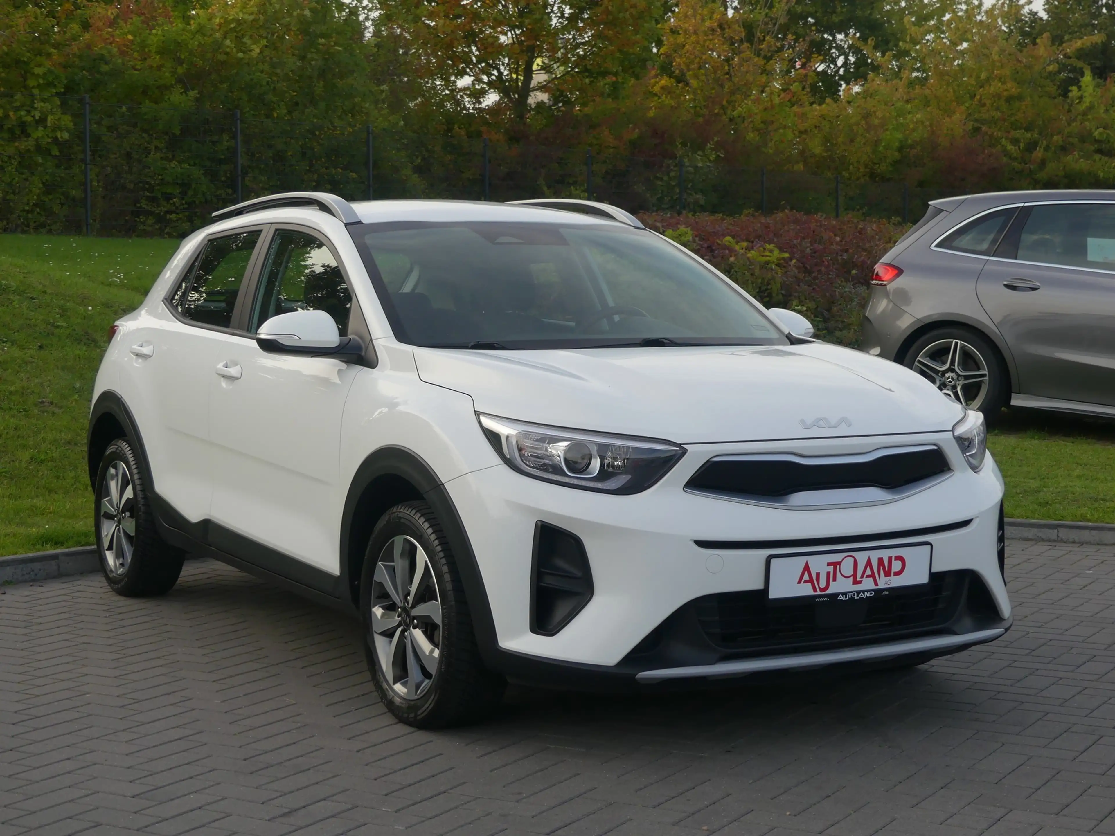 Kia Stonic 1.2 Kamera Allwetter Sitzheizung Navi Tempo — photo 6
