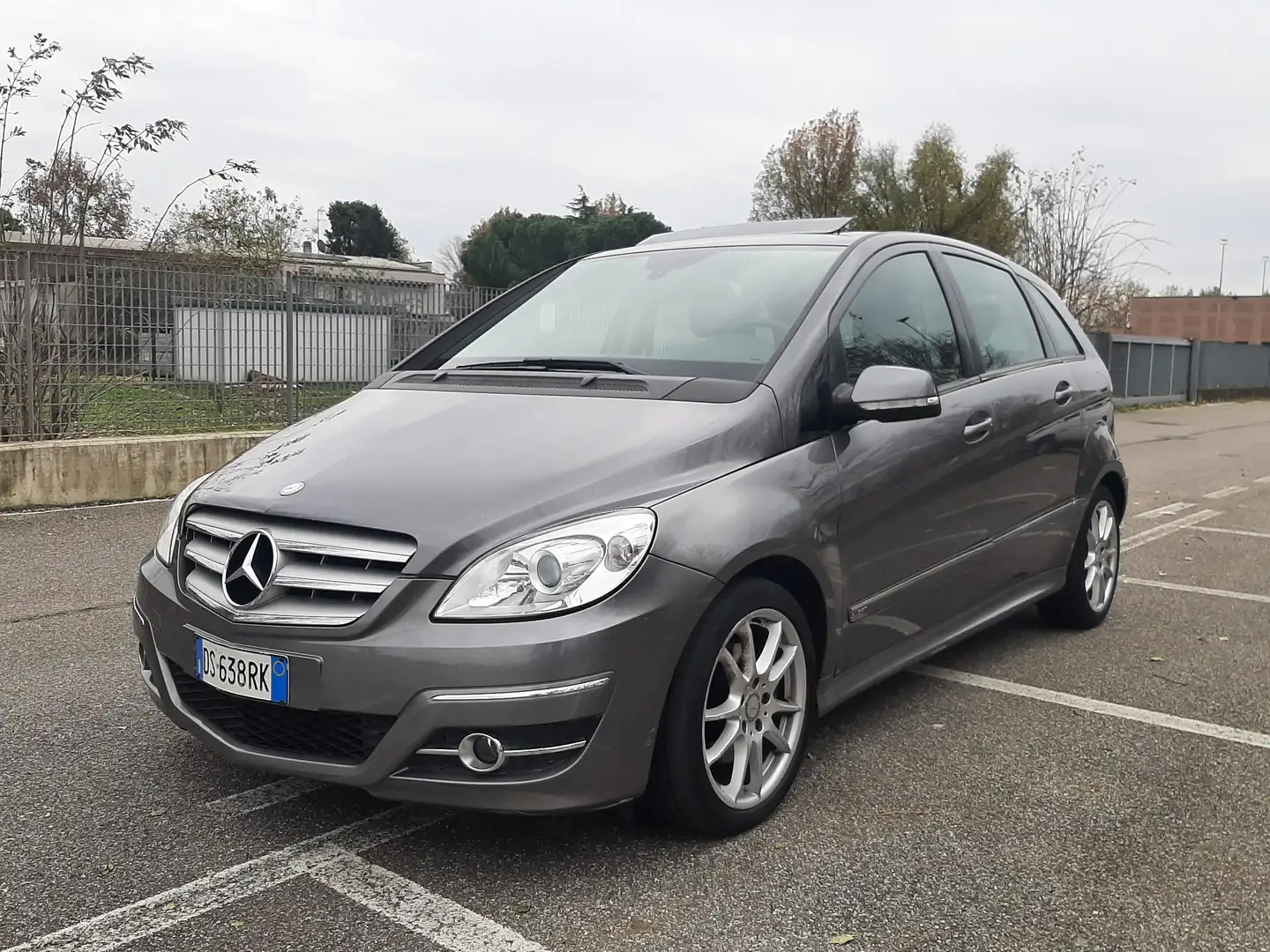 Mercedes-Benz B 200 B 200 turbo Sport FL Grijs - 1
