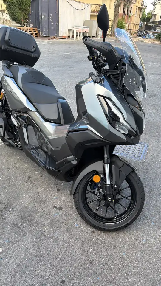 Honda ADV 350