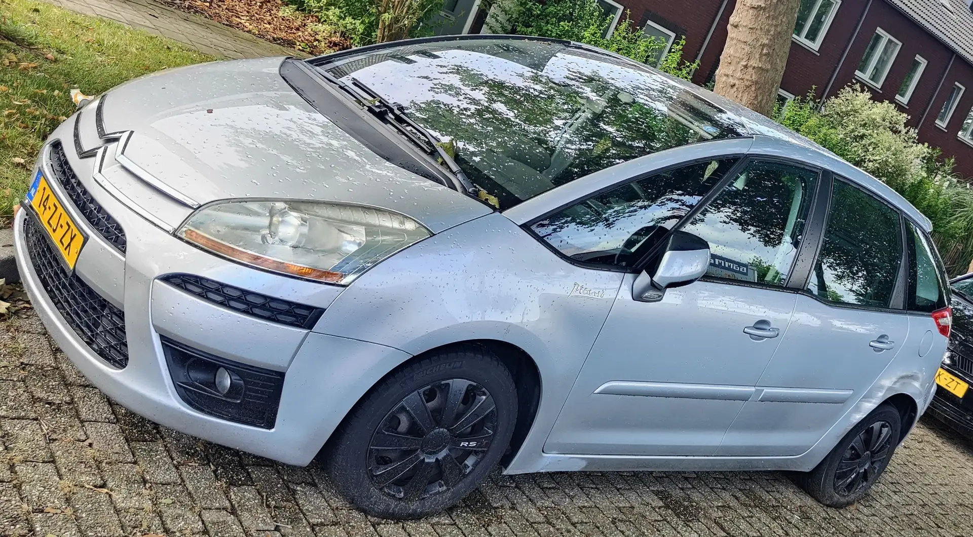 Citroen C4 Picasso C4 Picasso 1.8-16V Ambiance 5p. Gris - 1