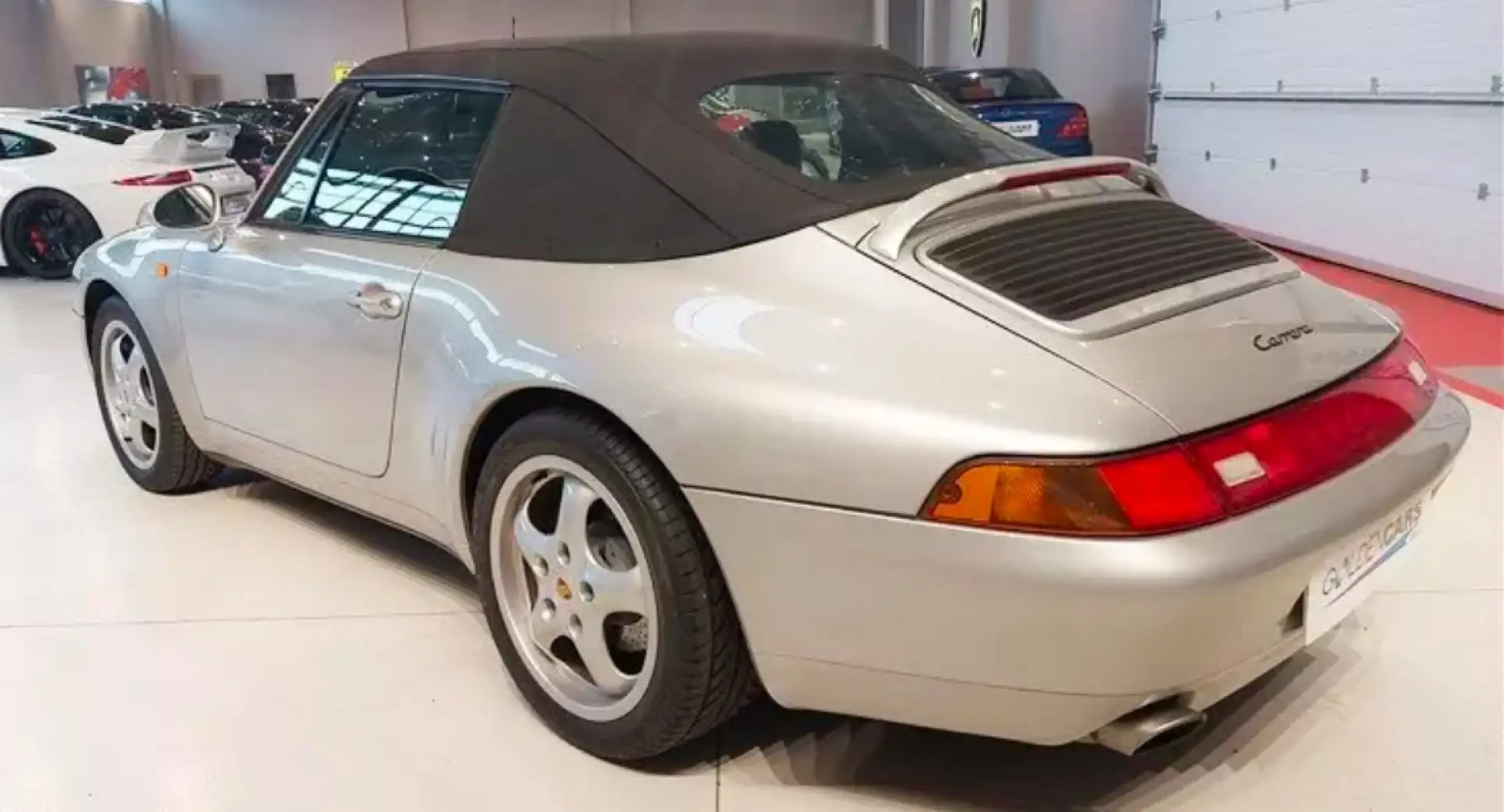 Porsche 993 911 Cabrio 3.6 Carrera Argento - 2