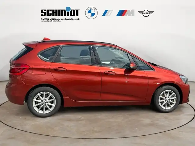 BMW 2 Series view 6