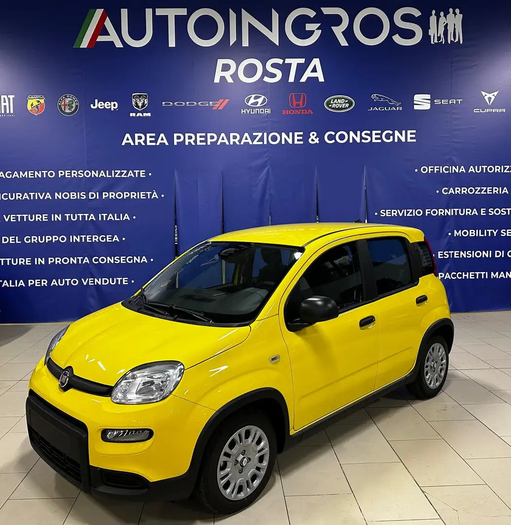 Fiat Panda 1.0 firefly hybrid 70CV s&s NUOVA DA IMMATRICOLARE Žlutá - 1