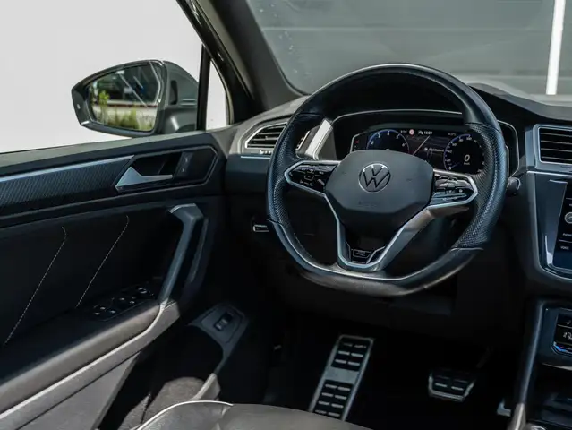 Volkswagen Tiguan view 14