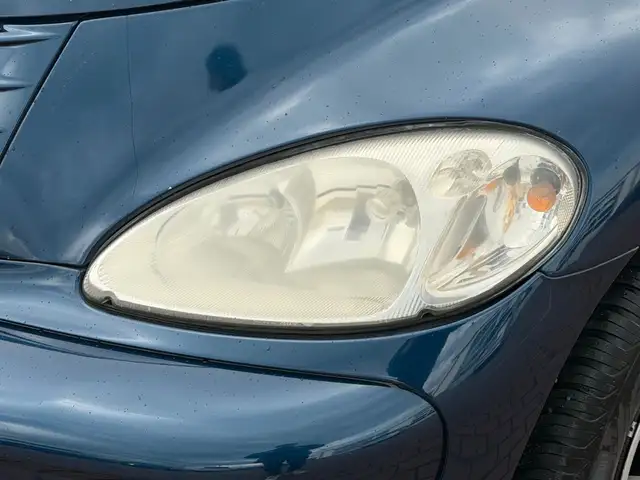 Chrysler PT Cruiser view 11