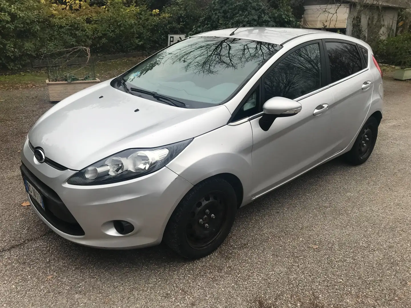 Ford Fiesta Fiesta VI 2008 5p 1.2 16v + 82cv Argento - 1