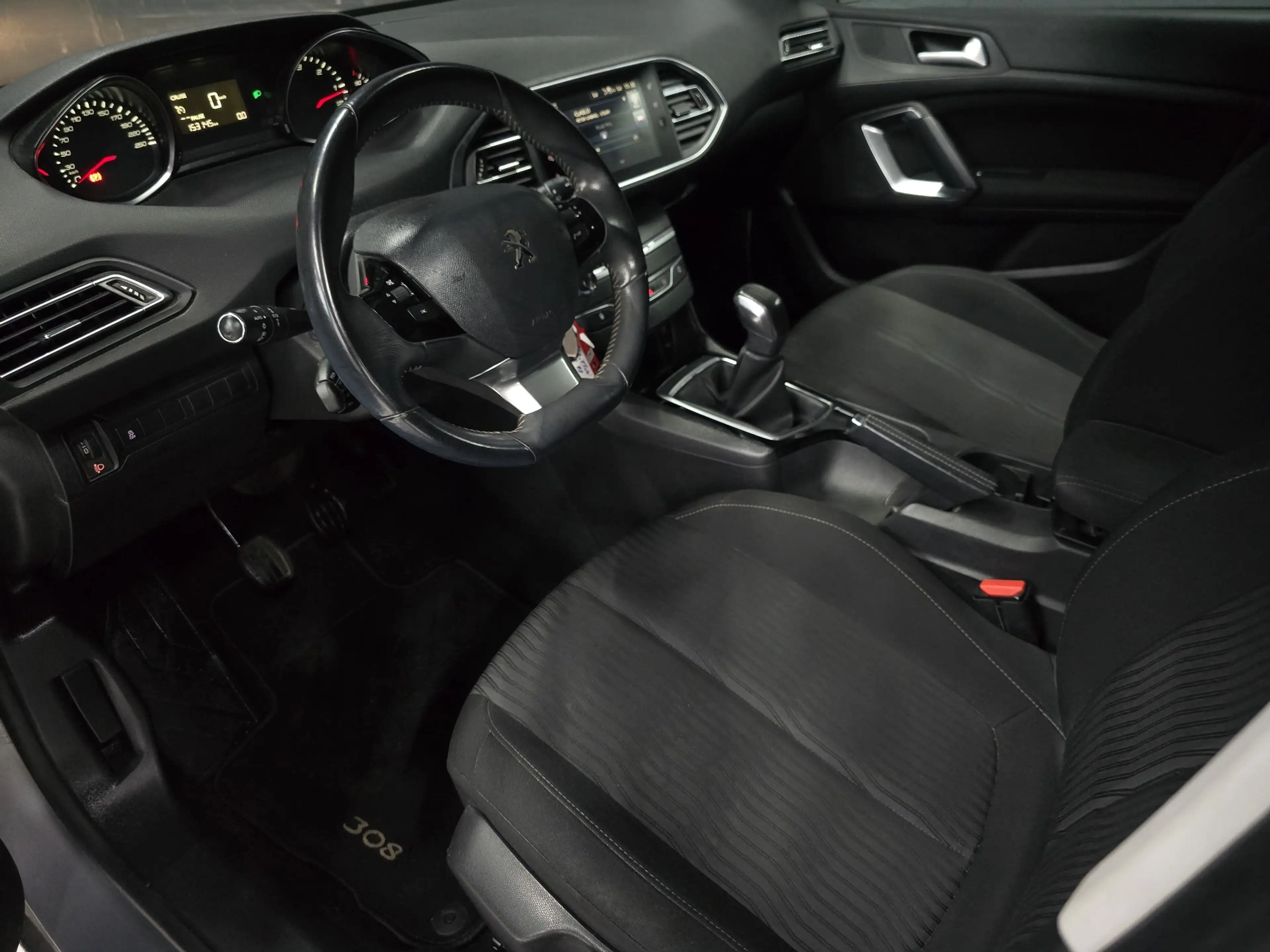 Peugeot 308 1.6HDi * 1er prop * Carnet * Garantie * — photo 9