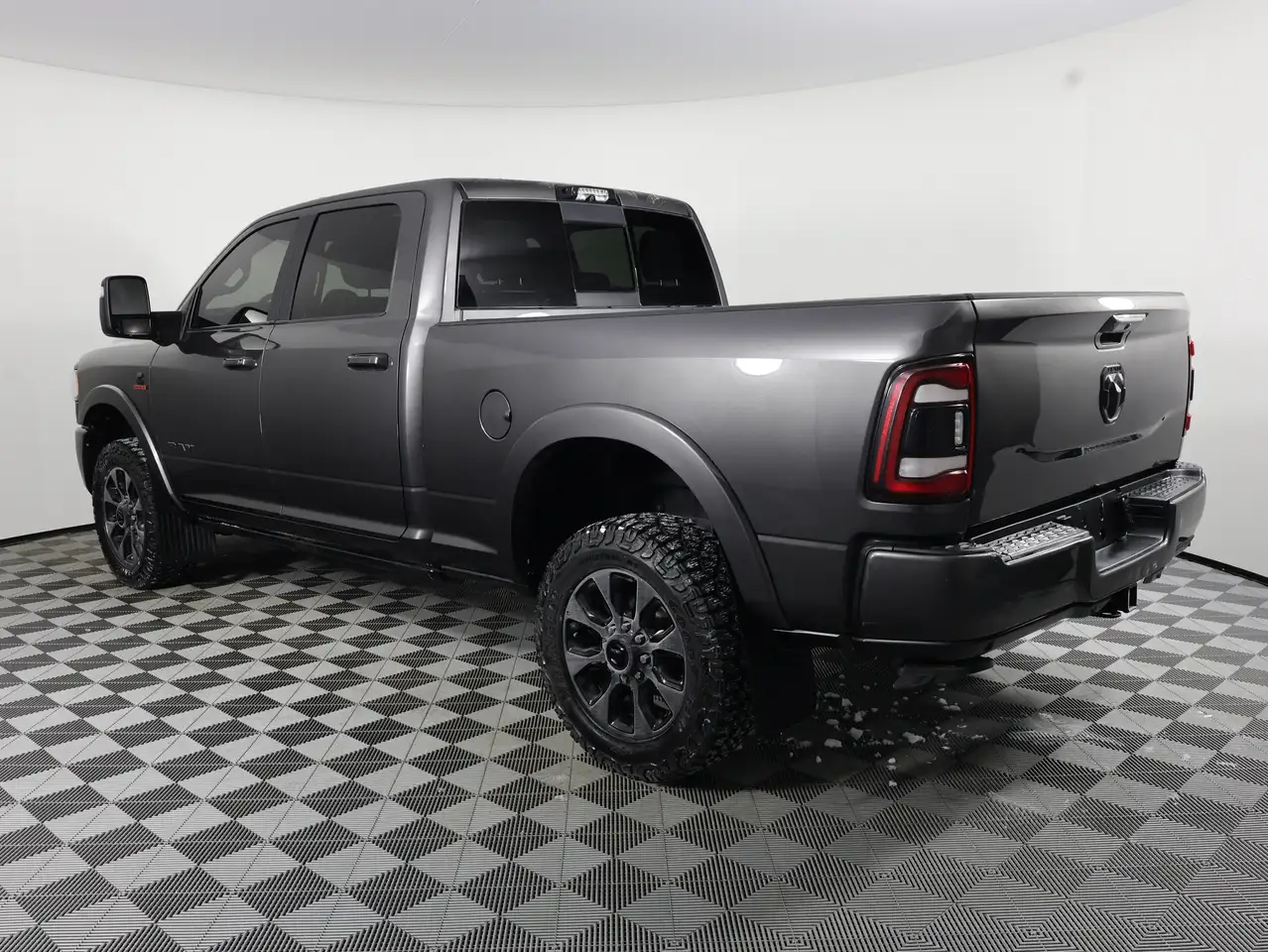 RAM 3500 снимка RAM 3500