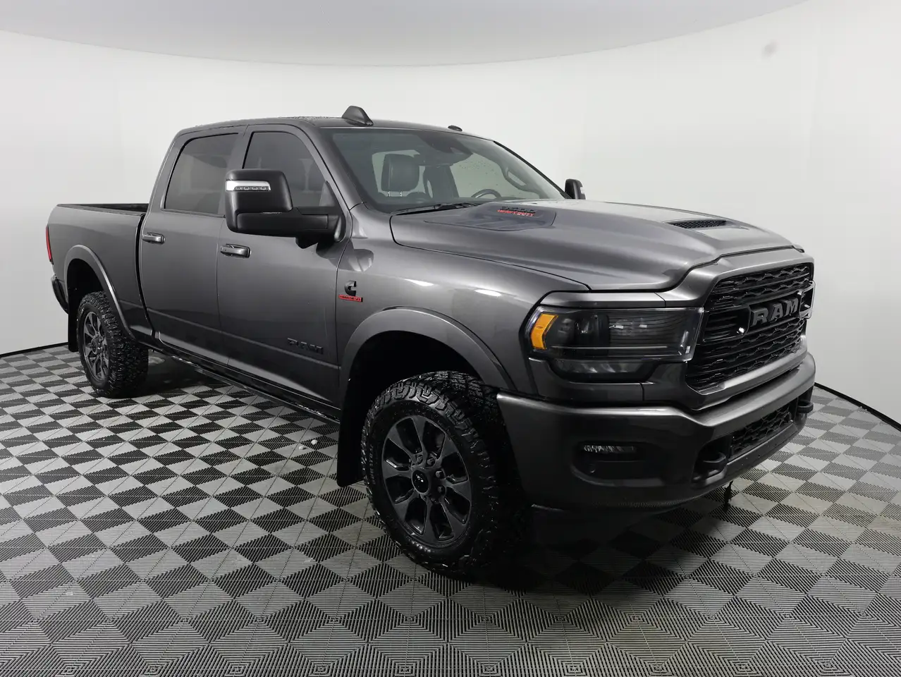 RAM 3500 снимка RAM 3500