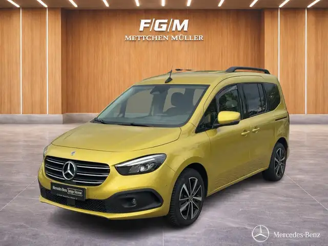 Mercedes-Benz T-Class d Progressive EDITION LED+AHK+R KAM+ KEYGO Edition/Navi/Keyless Go/Autom./Klima/Park Assist./Sitzhzg./Zusatzhz./BC/eFH.