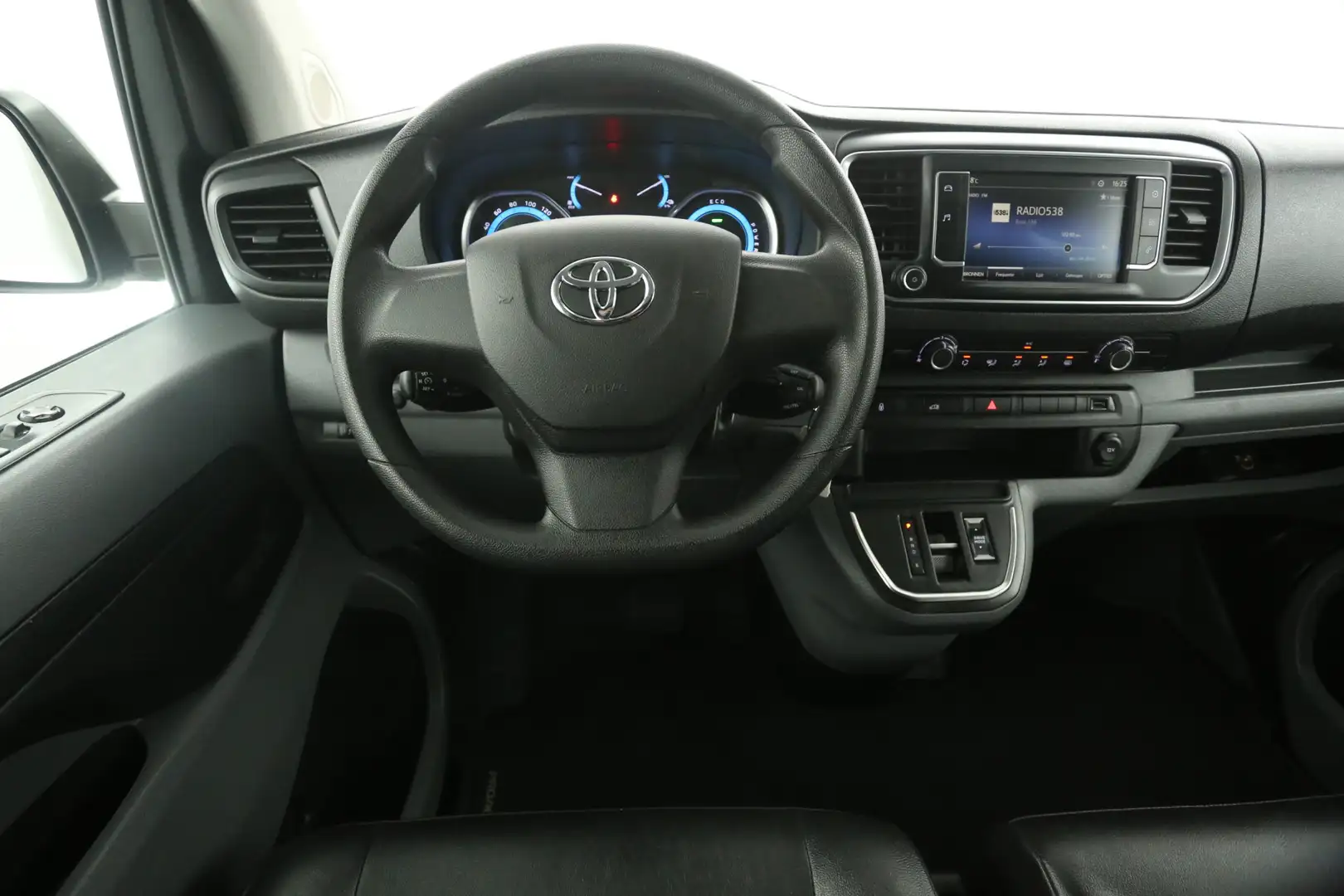 Peugeot e-Expert Toyota ProAce Electric Standard Range 50 kWh L1H1 Blanco - 2