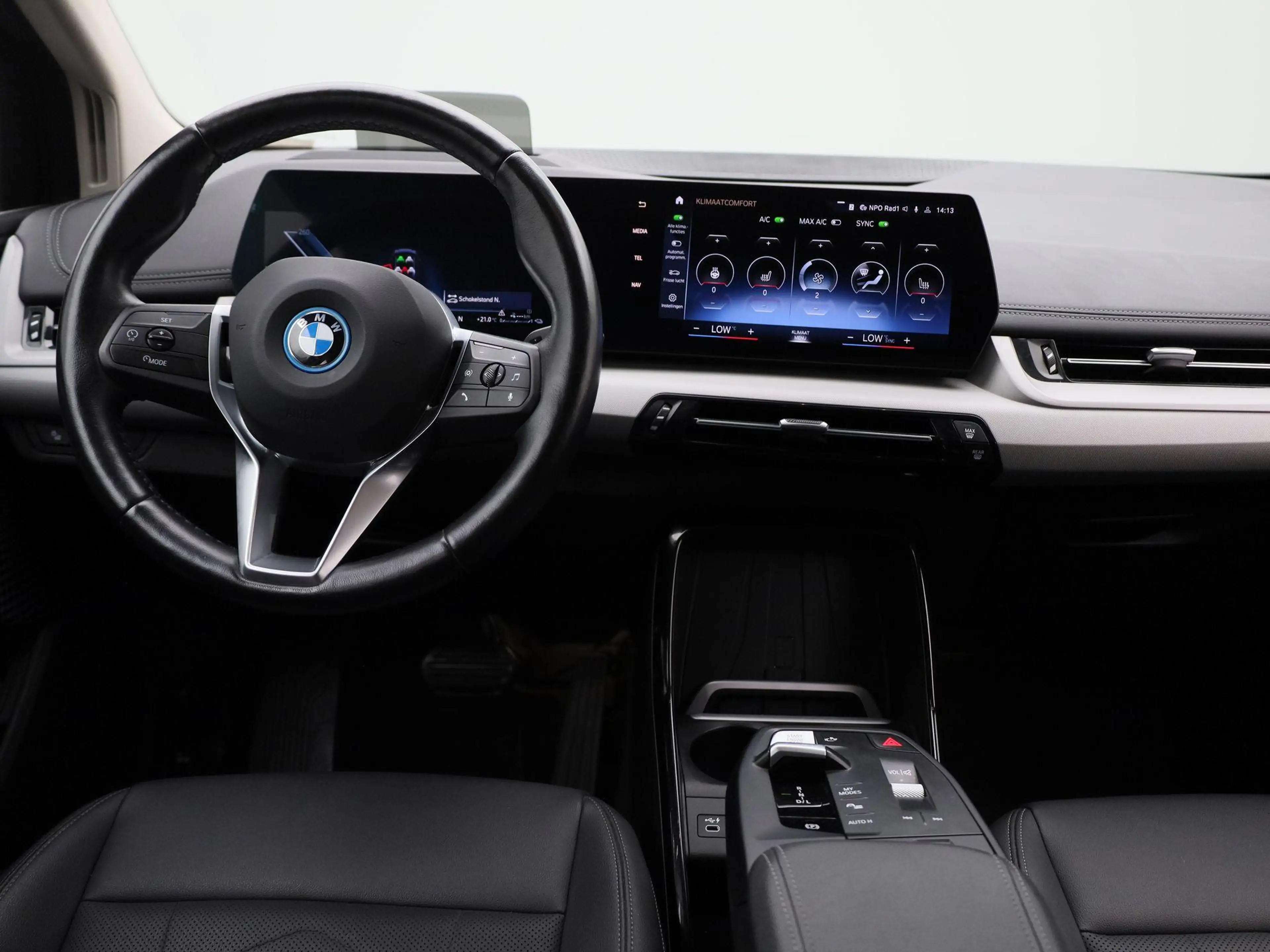 BMW 225 2 Reeks Active Tourer 225e xDrive STUUR- EN ZETELV — photo 7