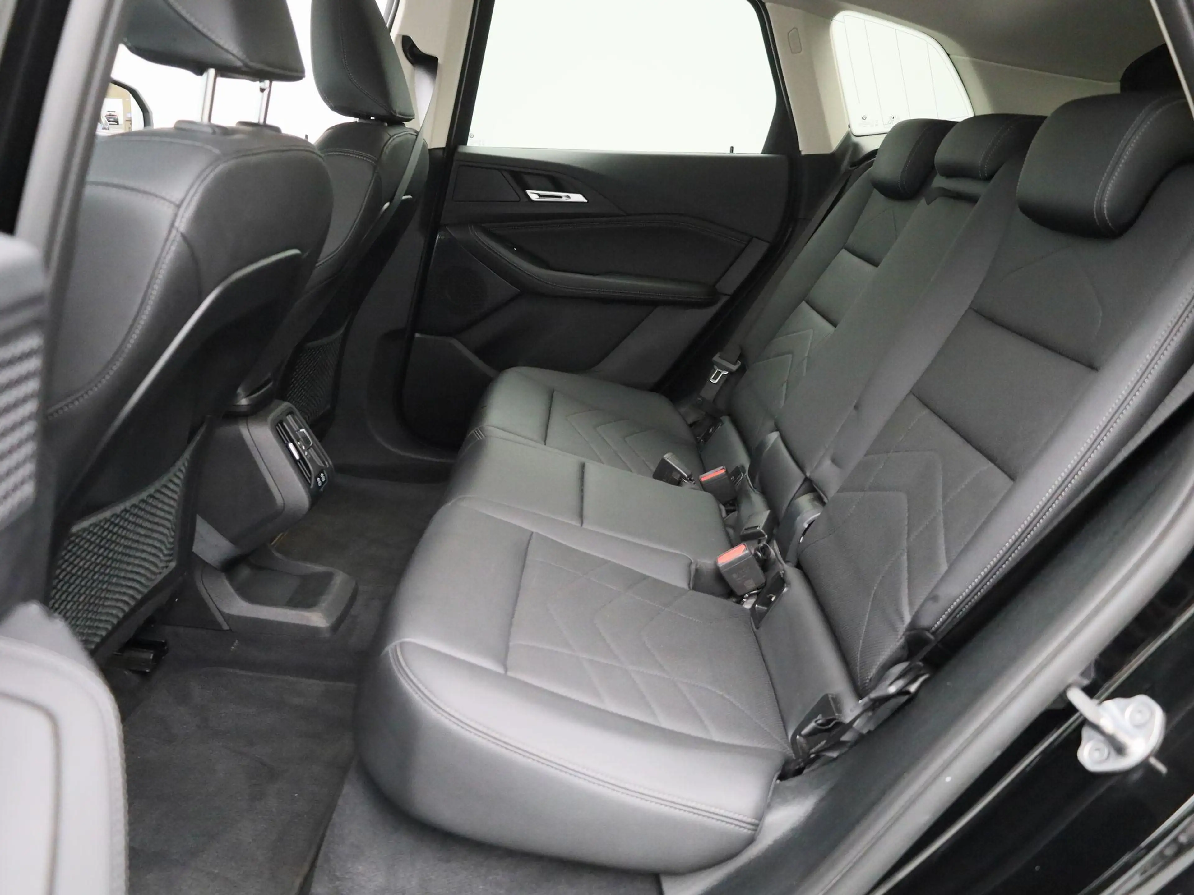 BMW 225 2 Reeks Active Tourer 225e xDrive STUUR- EN ZETELV — photo 12