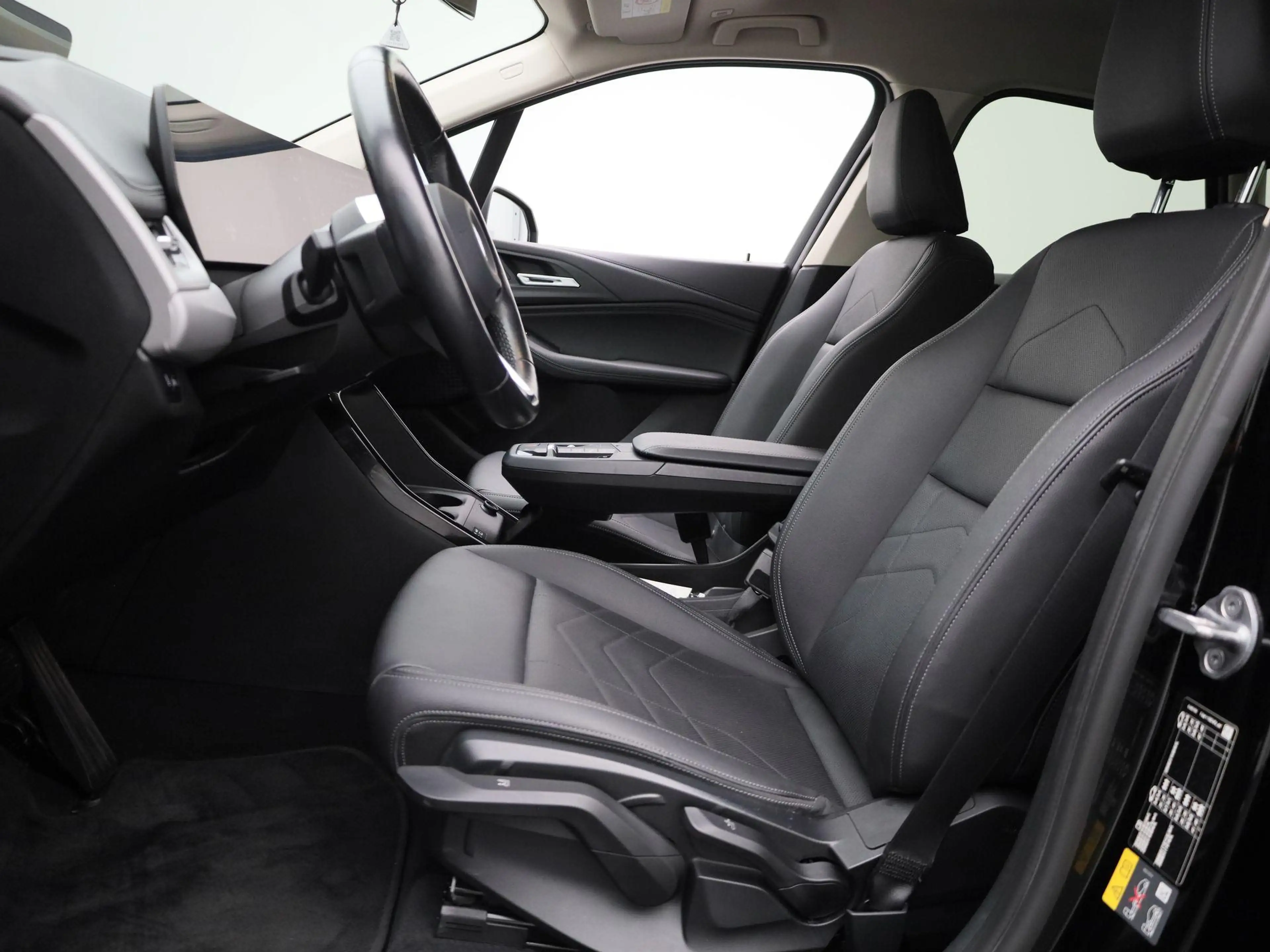 BMW 225 2 Reeks Active Tourer 225e xDrive STUUR- EN ZETELV — photo 11