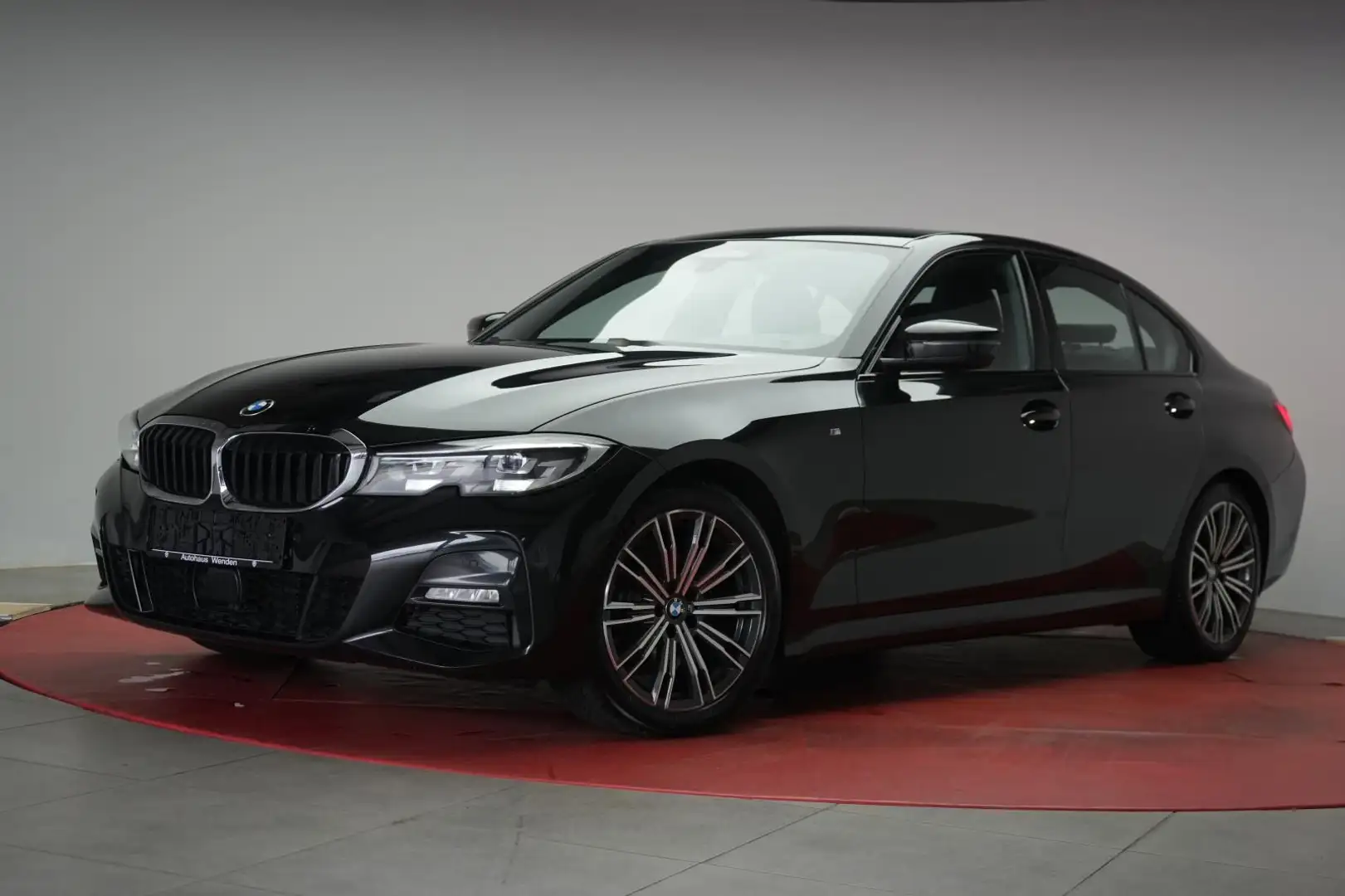 BMW 320 d xDrive M Sport Navi/ACC/Kamera/Virtual Noir - 2