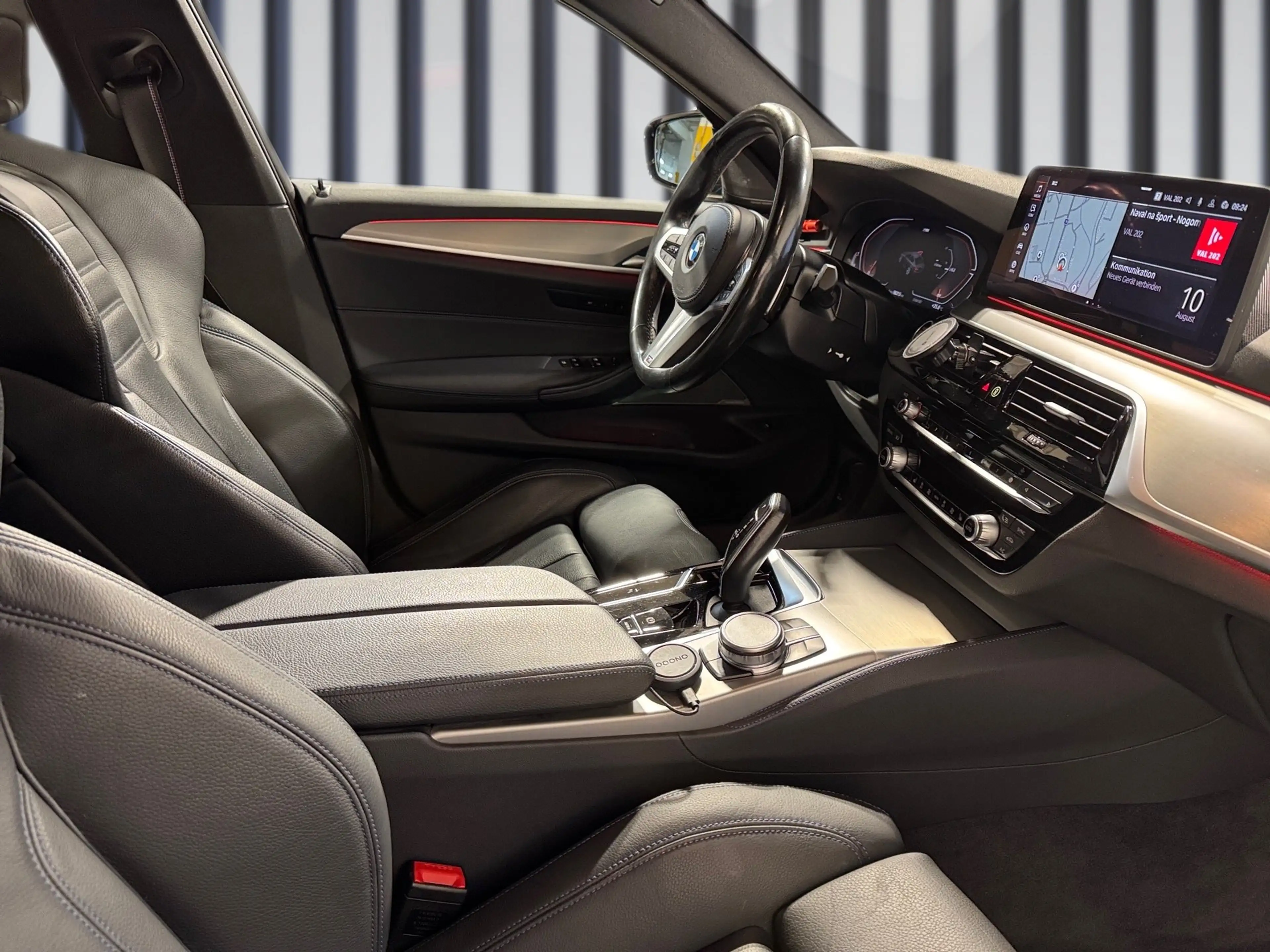 BMW 540 d xDrive — photo 13