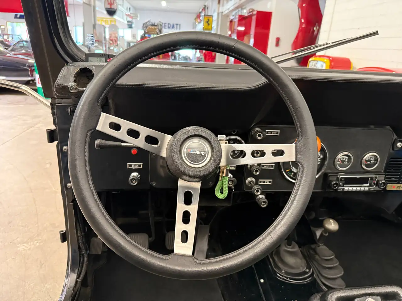 Jeep CJ-7 incl. Türen & Verdeck, foto 7