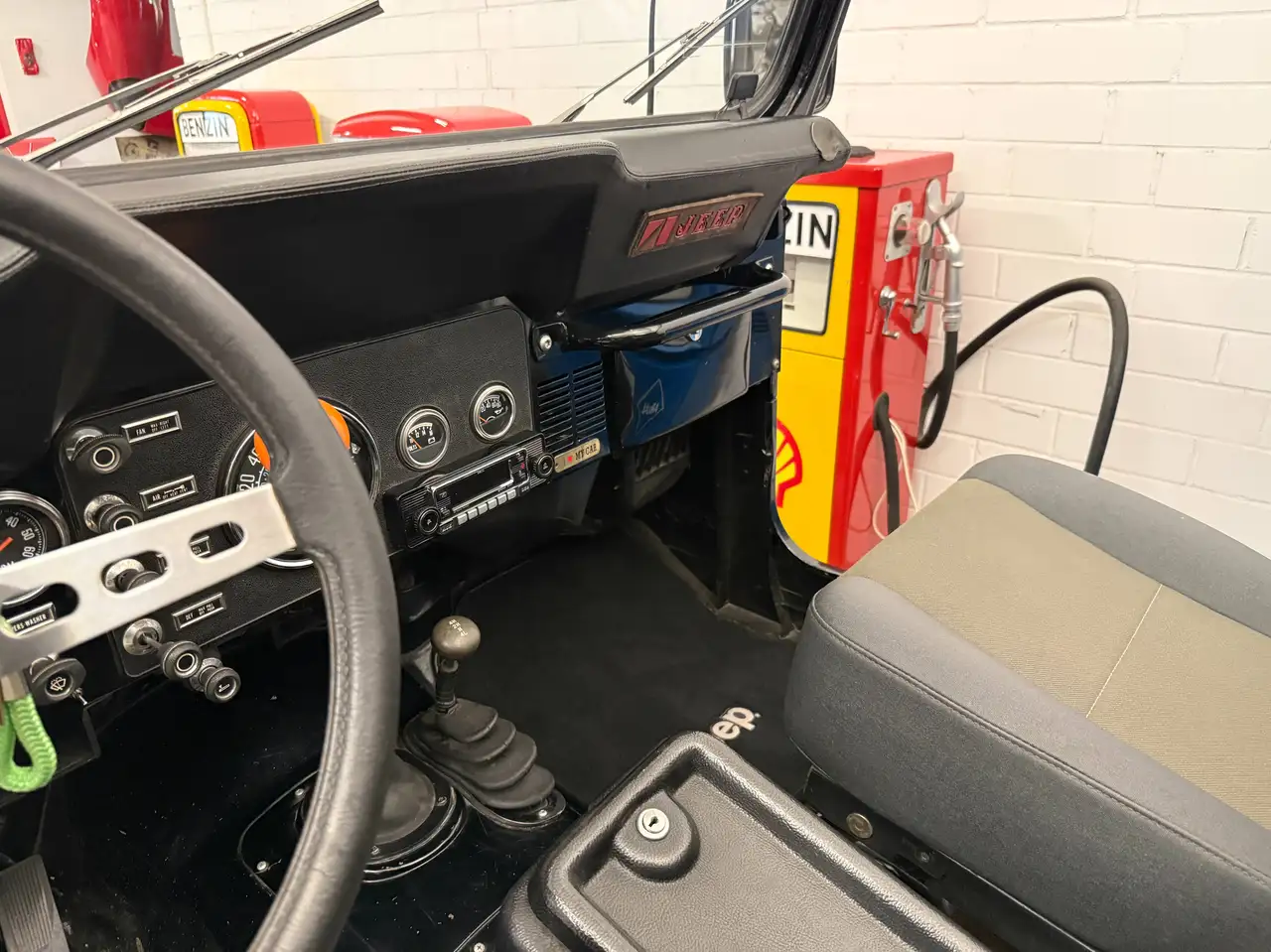 Jeep CJ-7 incl. Türen & Verdeck, foto 8