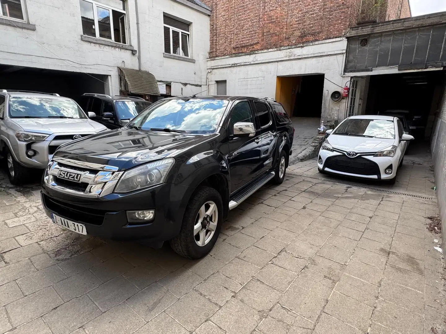 Isuzu D-Max 4x4 Double Cab Premium - 1