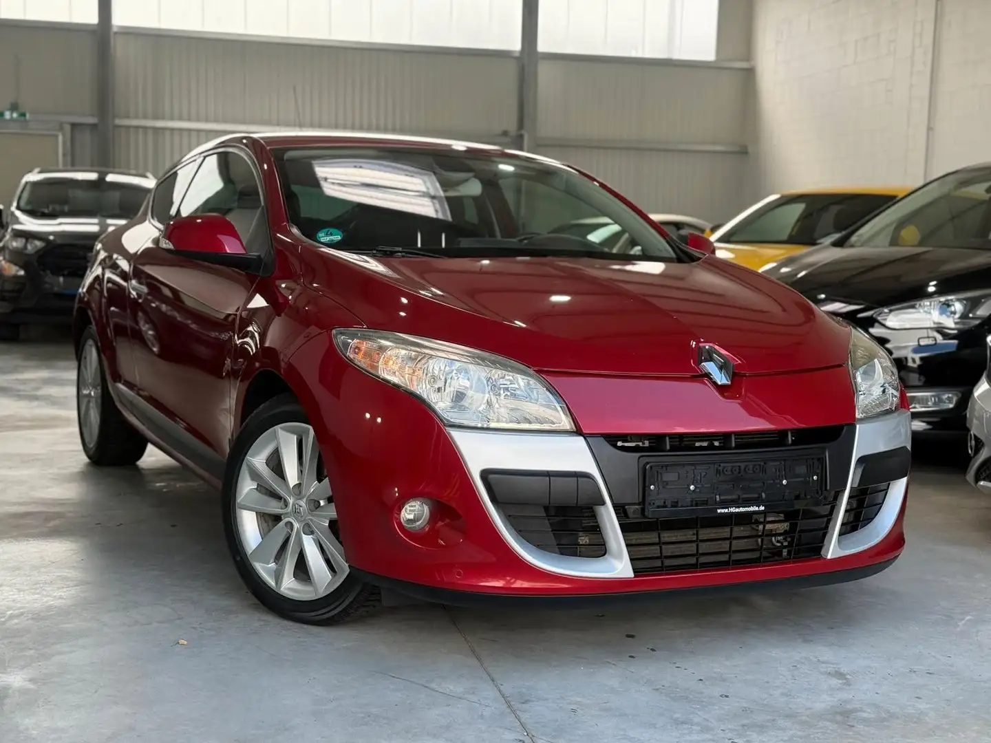 Renault Megane III Coupe Luxe Automatik Rouge - 1