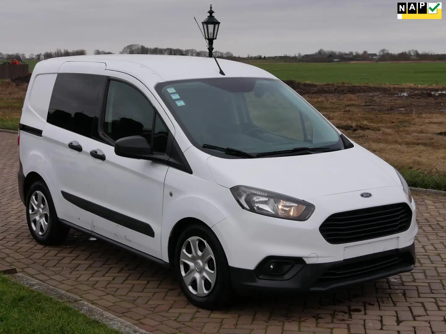 Ford Transit Courier 1.5 TDCI Trend Duratorq S&S AC ** 2022 !! ** Wit - 1