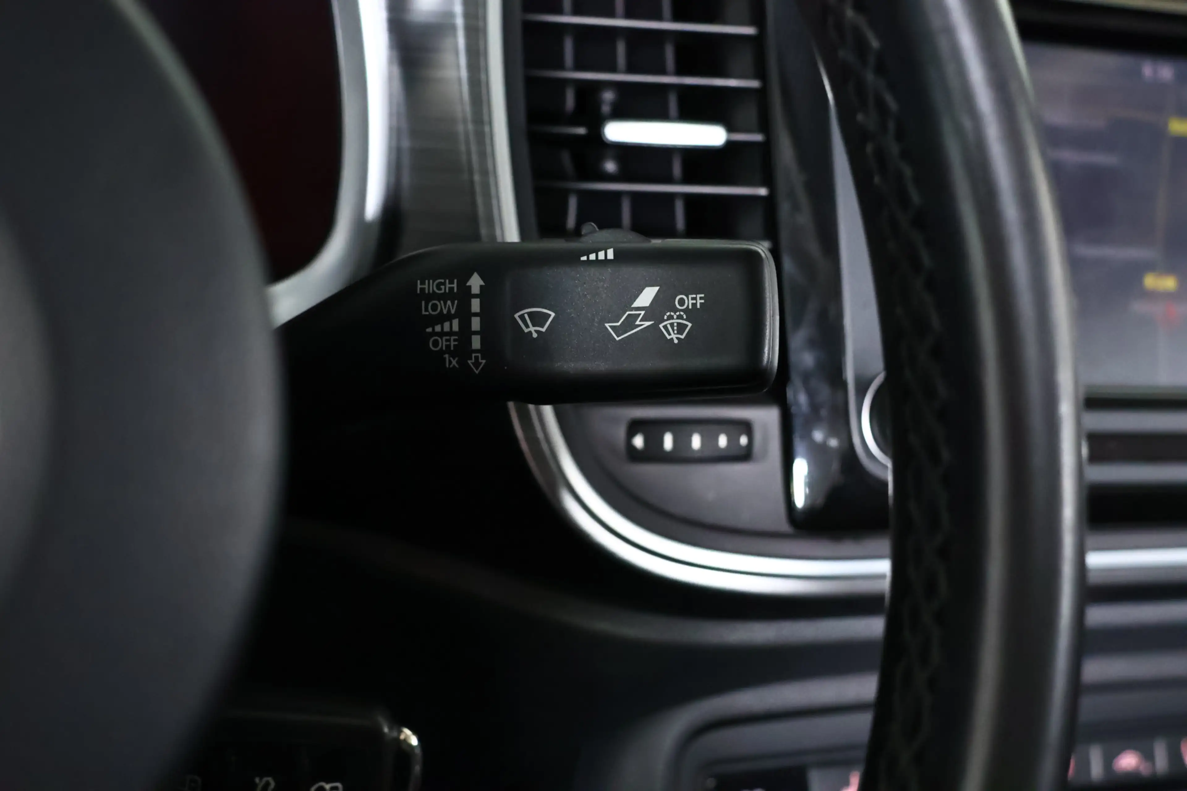 Volkswagen Beetle Cabriolet 1.4 TSI Design BlueMotion Navi / Leder / — photo 20