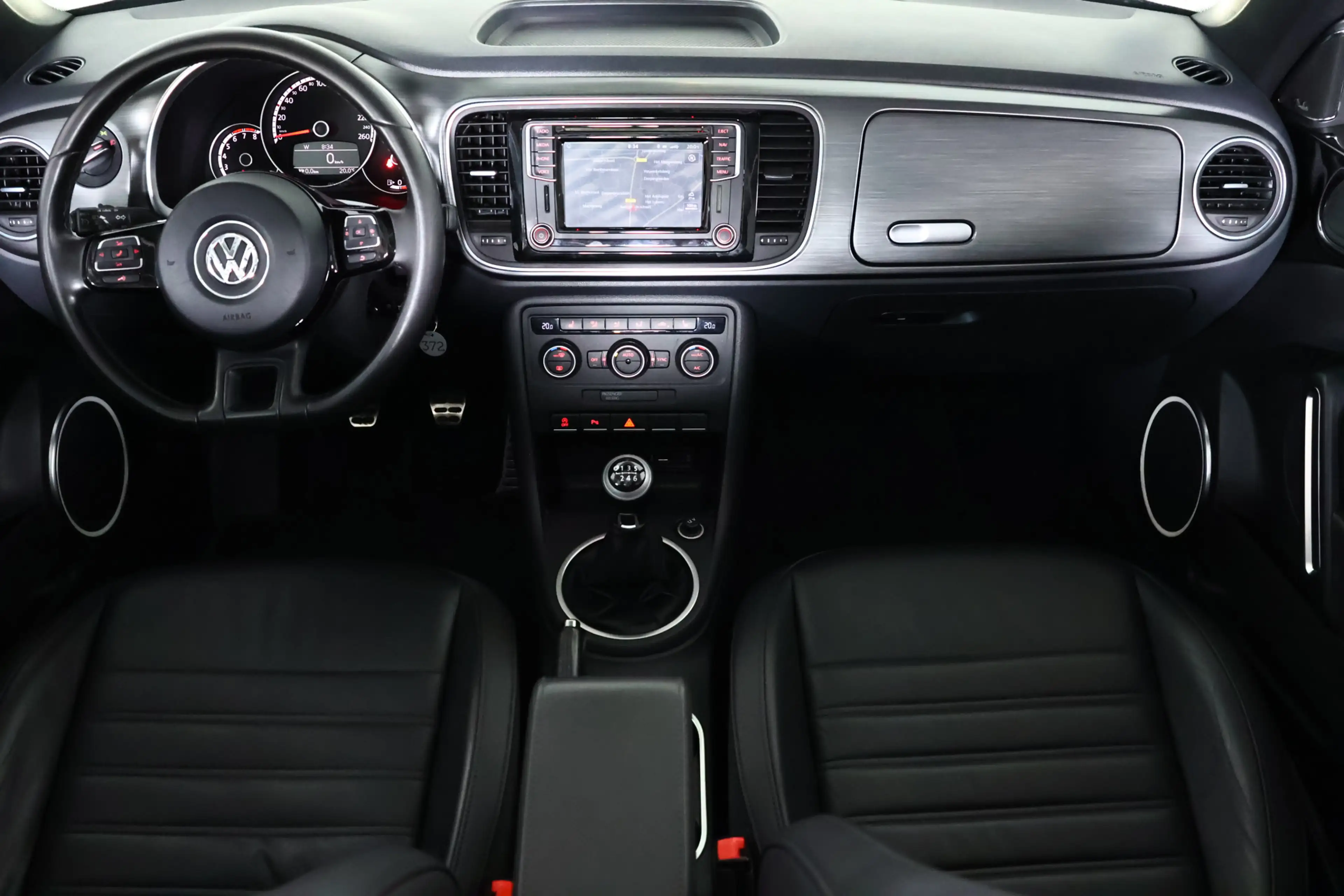 Volkswagen Beetle Cabriolet 1.4 TSI Design BlueMotion Navi / Leder / — photo 14