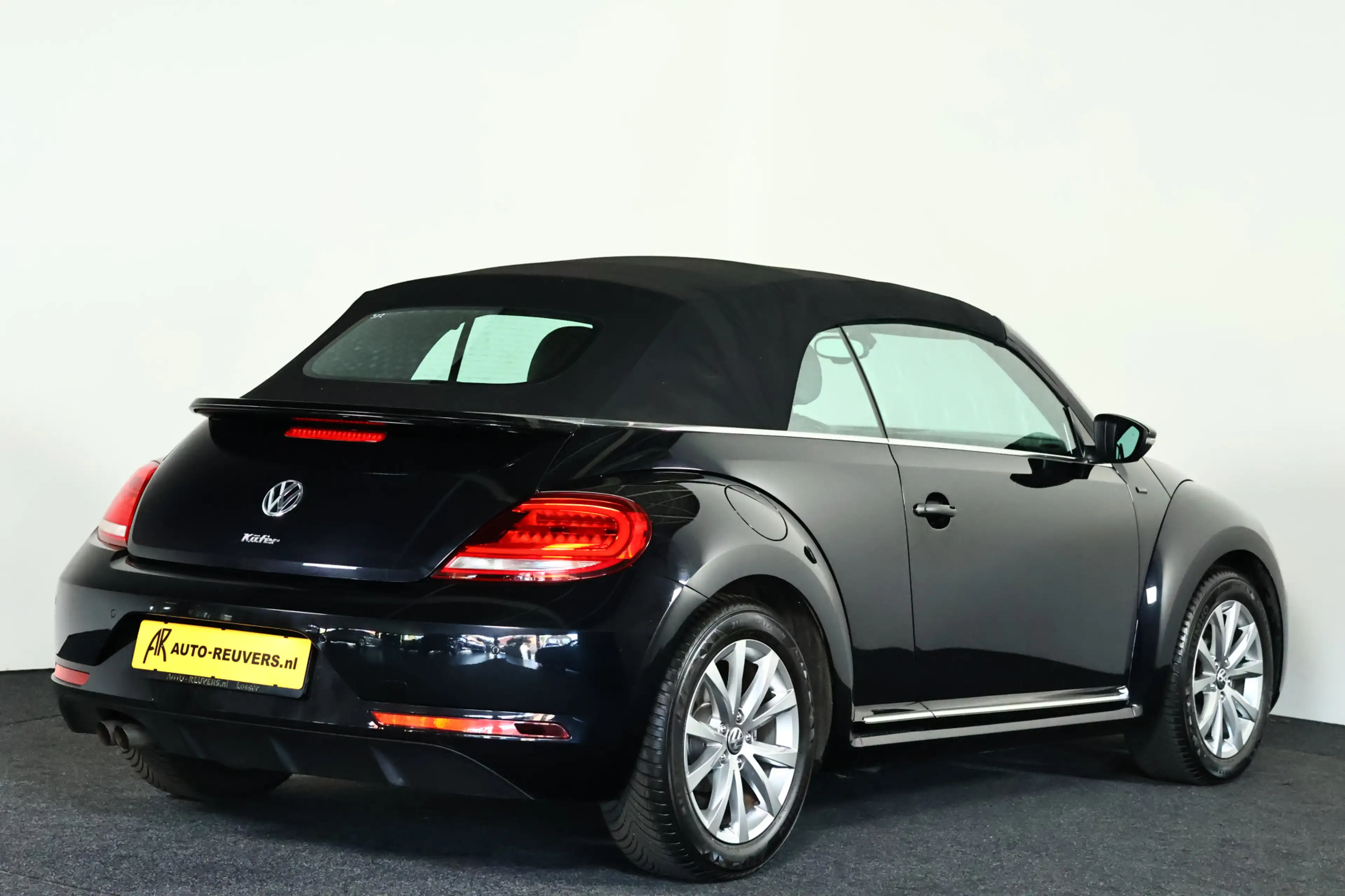 Volkswagen Beetle Cabriolet 1.4 TSI Design BlueMotion Navi / Leder / — photo 29
