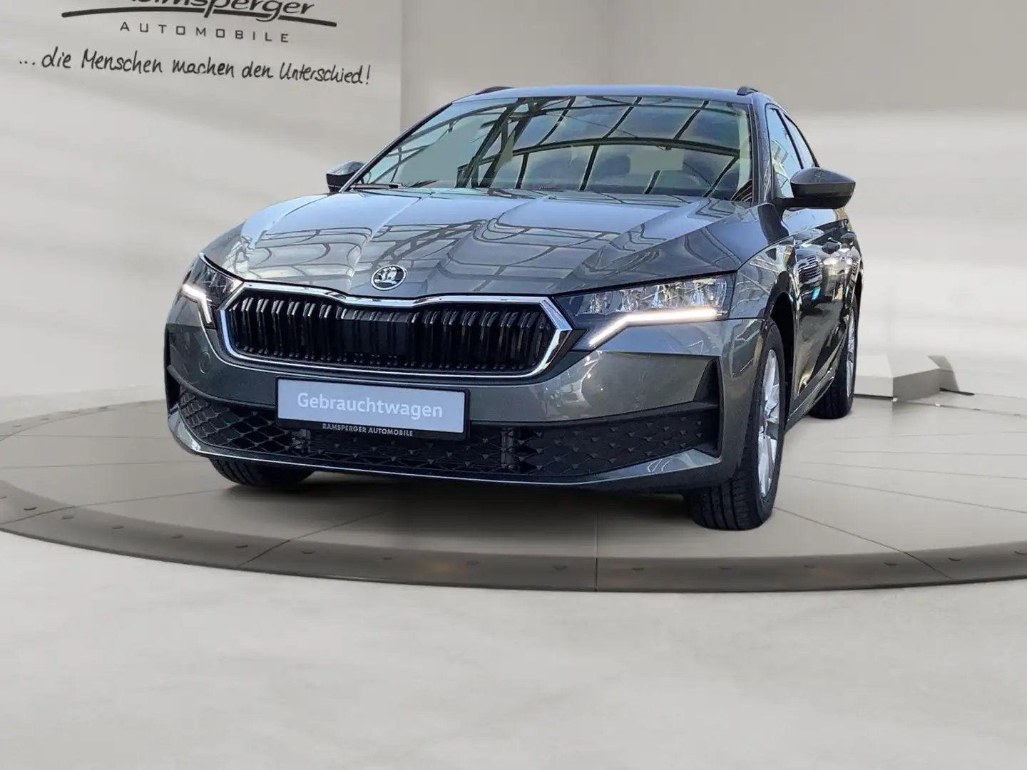 Skoda Octavia Combi 1.5 eTSI DSG Essence GRA LED SHZ P Grigio - 2