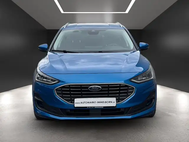 Ford Focus view 9